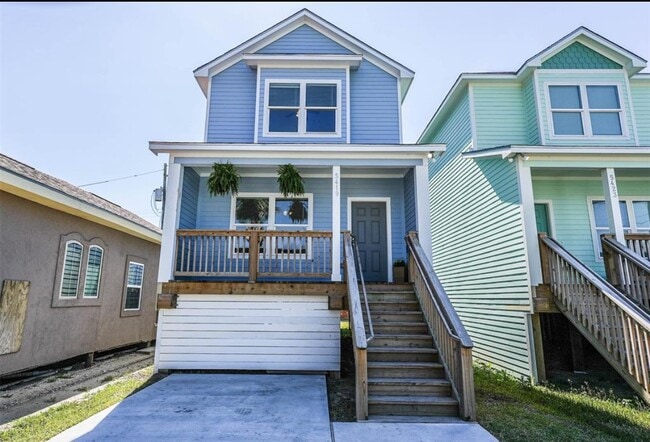 property at 5419 Avenue N 1/2 Rear