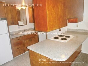 6412 Mariposa Ave in Citrus Heights, CA - Building Photo - Building Photo