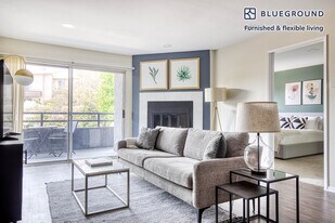 1626 Malcolm Ave in Los Angeles, CA - Building Photo