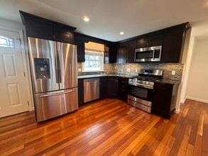 34 Braman St in Danvers, MA - Building Photo - Building Photo