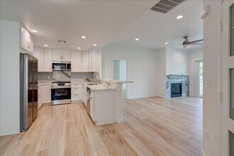 545 Lands End Way in Oceanside, CA - Building Photo - Building Photo