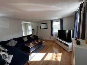 16 Nashua St in Somerville, MA - Building Photo - Building Photo