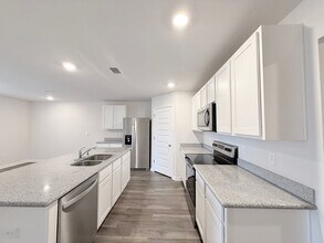 8669 Pathstone Blvd in Pensacola, FL - Building Photo - Building Photo