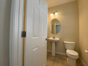 8881 Tabernash Ln in Elk Grove, CA - Building Photo - Building Photo