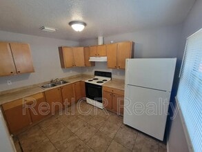 1611 Miller Ave in Clearwater, FL - Building Photo - Building Photo