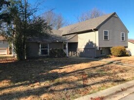 1205 Wirt St in Paragould, AR - Building Photo