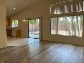 763 W Canary Way in Chandler, AZ - Building Photo - Building Photo