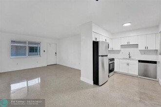1821 Middle River Dr in Fort Lauderdale, FL - Building Photo - Building Photo