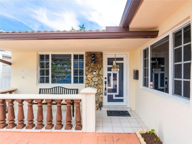 33 NW 58th Ct in Miami, FL - Building Photo - Building Photo