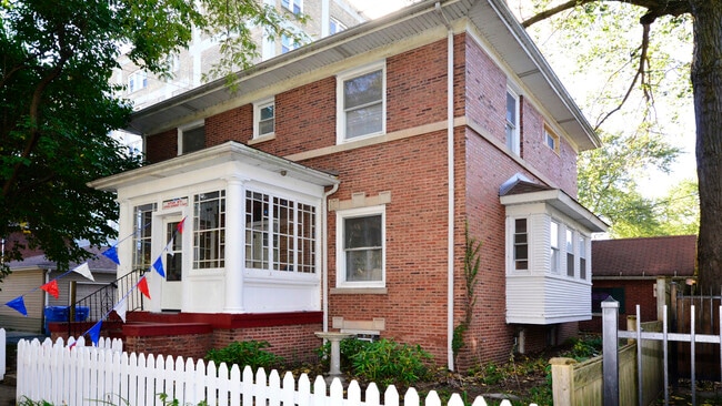 property at 7356 N Ashland Blvd