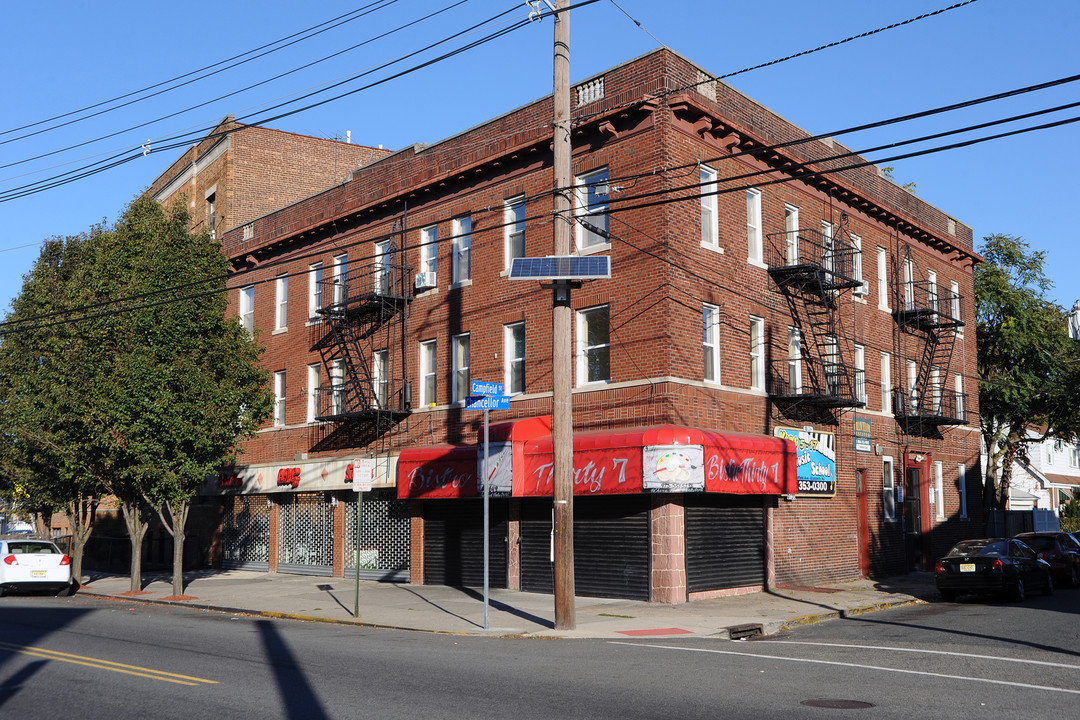 649 Chancellor Ave in Irvington, NJ - Building Photo