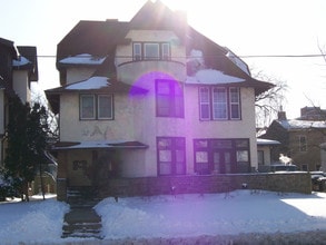 314 10th Ave SE in Minneapolis, MN - Building Photo - Building Photo