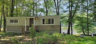 122 2nd Ave, Unit 612 in Narrowsburg, NY - Building Photo