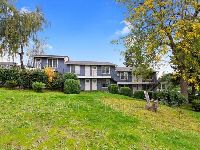 6830 N Richmond Ave in Portland, OR - Building Photo - Building Photo