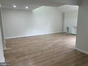 122 Harvest Ln in Phoenixville, PA - Building Photo - Building Photo