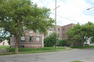 875 Michigan Ave in Columbus, OH - Building Photo