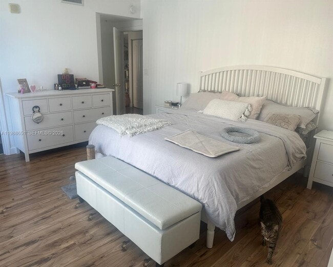 100 N Federal Hwy in Fort Lauderdale, FL - Building Photo - Building Photo