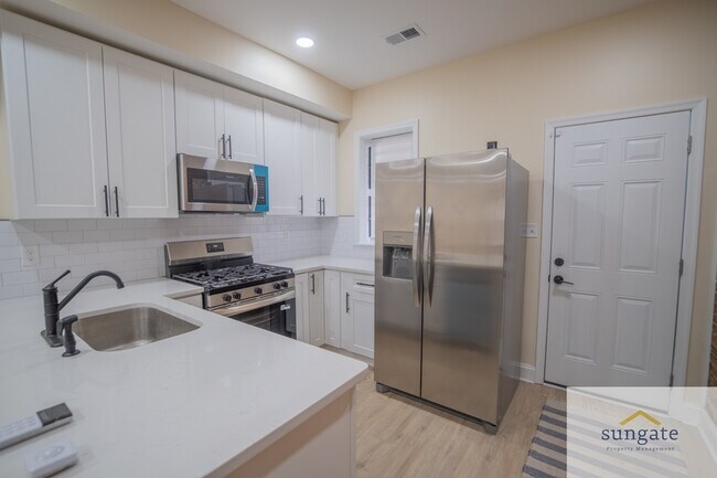 3205 Esther Pl in Baltimore, MD - Building Photo - Building Photo