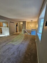 3005 SW 4 St in Blue Springs, MO - Building Photo - Building Photo