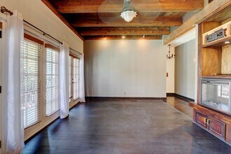 1111 W 46th St in Kansas City, MO - Building Photo - Building Photo