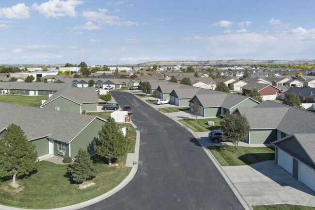 1458 Chanel Loop in Billings, MT - Building Photo - Building Photo