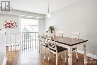 168 Whitestone Dr in Ottawa, ON - Building Photo - Building Photo