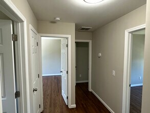 536 Hampton Ave in Bellport, NY - Building Photo - Building Photo