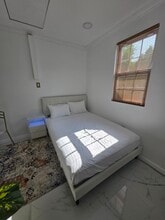 14 Jerome Pl in Copiague, NY - Foto de edificio - Building Photo