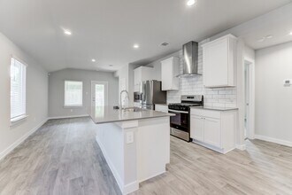 2824 Wingmore Ln in Houston, TX - Building Photo - Building Photo