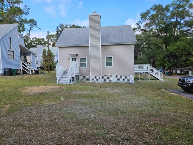 5950 Blountstown Hwy in Tallahassee, FL - Building Photo - Building Photo