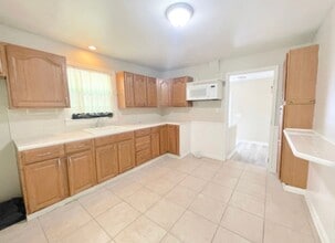 2039 Loxley Rd in Toledo, OH - Building Photo - Building Photo