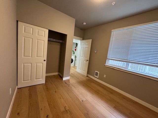 3500 E Lake Sammamish Pkwy SE in Sammamish, WA - Foto de edificio - Building Photo