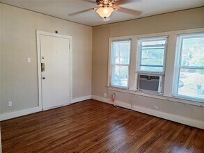 5900 Oram St in Dallas, TX - Building Photo - Building Photo