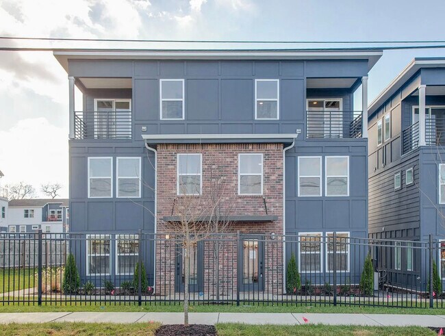 property at 102 Duke St