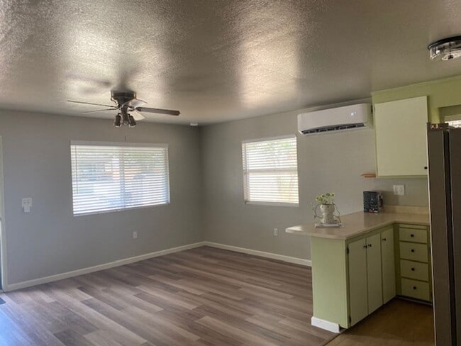1805 Diamond St in Anderson, CA - Building Photo - Building Photo
