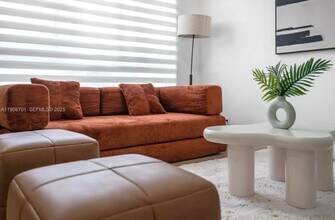 1542 NW 2nd St in Miami, FL - Foto de edificio - Building Photo