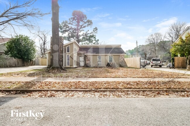 property at 6331 Golden Park Dr