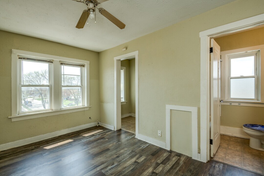 Wisconsin Metro Studios - Clybourn in Milwaukee, WI - Building Photo
