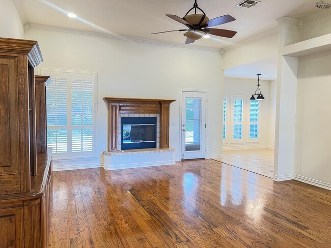 1703 Rockridge Dr in Wichita Falls, TX - Building Photo - Building Photo