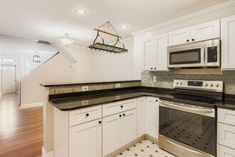 2535 N Howard St in Baltimore, MD - Building Photo - Building Photo