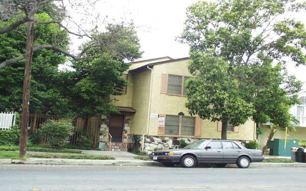 319 Bonito Ave in Long Beach, CA - Foto de edificio - Building Photo