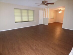 4205 Steve Scarbrough Dr in Austin, TX - Building Photo - Building Photo