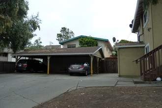 191 Showers Dr in Mountain View, CA - Building Photo - Building Photo