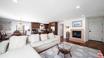 1146 Hacienda Pl in West Hollywood, CA - Building Photo