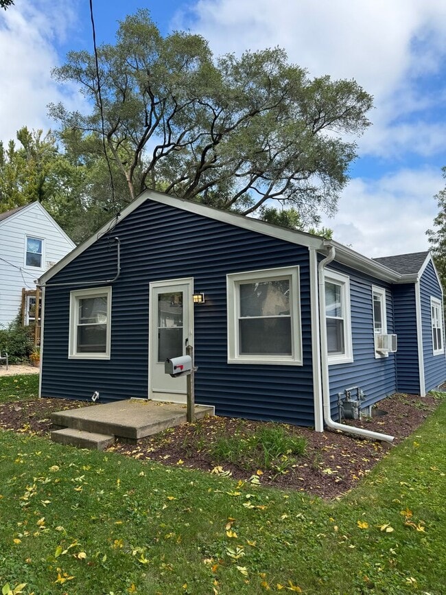 property at 6618 N 42nd St