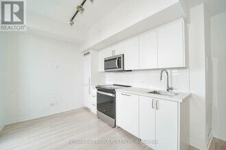 30 Tretti Wy in Toronto, ON - Building Photo - Building Photo