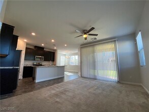 1251 Dorado Sea Ct in Henderson, NV - Building Photo - Building Photo