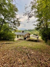 1936 Ashmore Ave in Chattanooga, TN - Foto de edificio - Building Photo