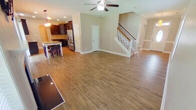 169 Eclipse Ct in Raeford, NC - Building Photo - Building Photo