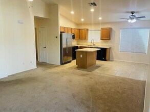 39974 W Thornberry Ln in Maricopa, AZ - Building Photo - Building Photo